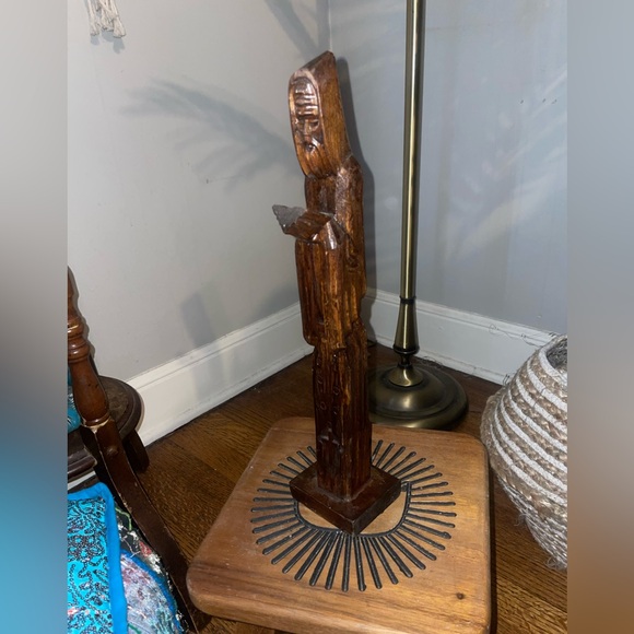 Vintage Hand Carved Wooden Praying Monks - Picture 4 of 6